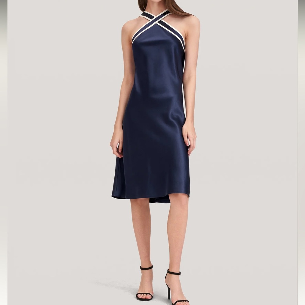 Lilysilk Glossy Camellia Silk Halter-Neck Dress - Picture 3 of 10